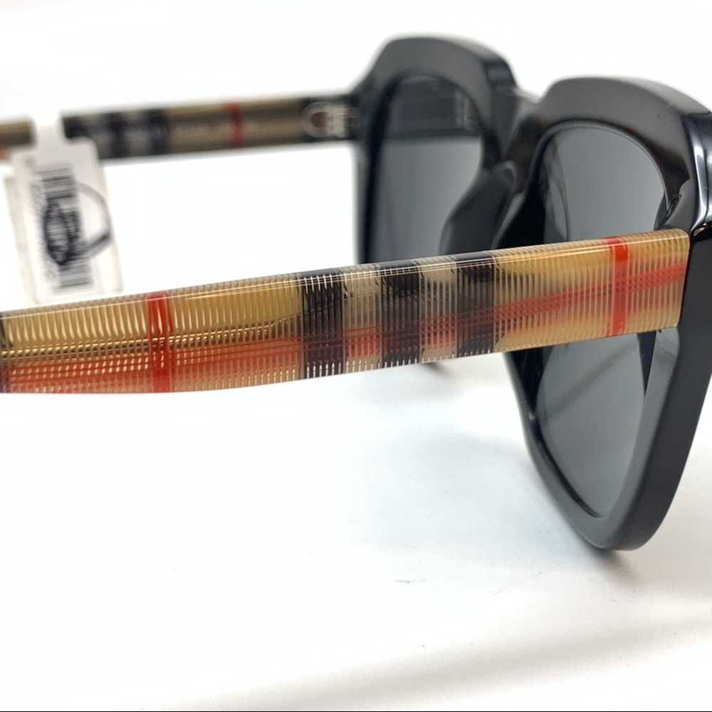 MAXSOLD Burberry Men’s Sunglasses - Picture 8 of 11